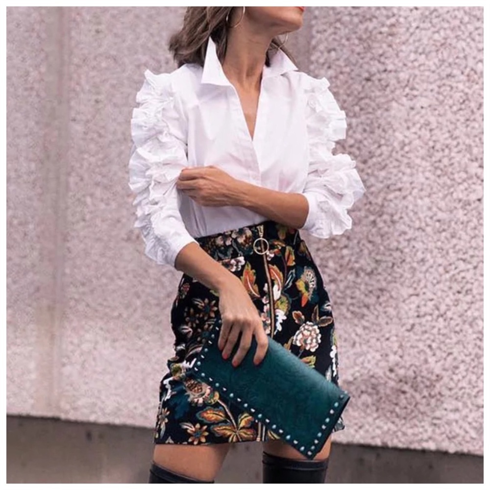 HOST PICK🔥White Ruffle Sleeve Button Blouse Top